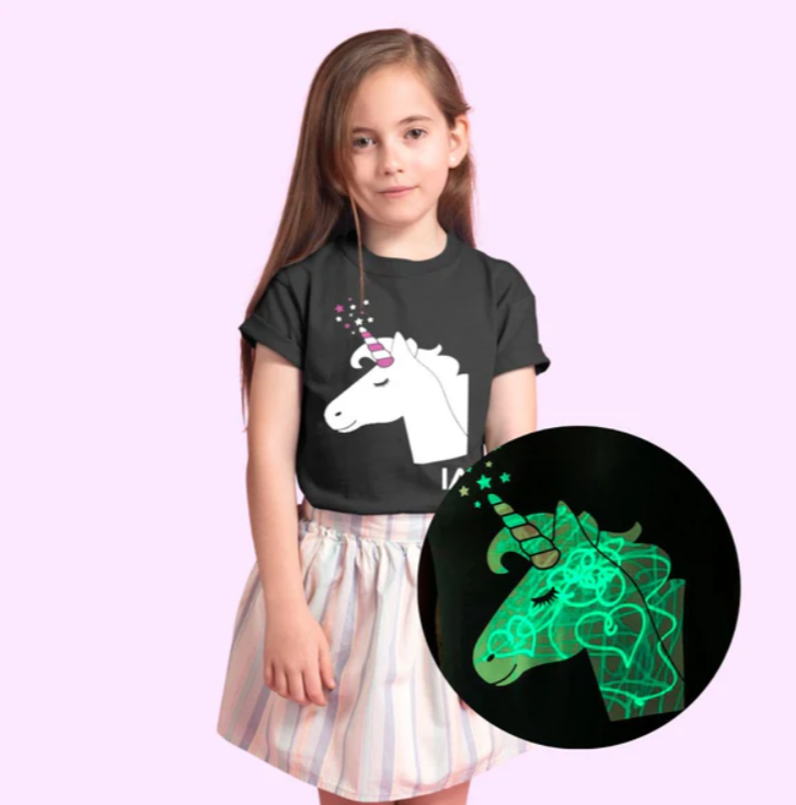 Interactive Glow In The Dark T-Shirt unicorn 5-6 ετών