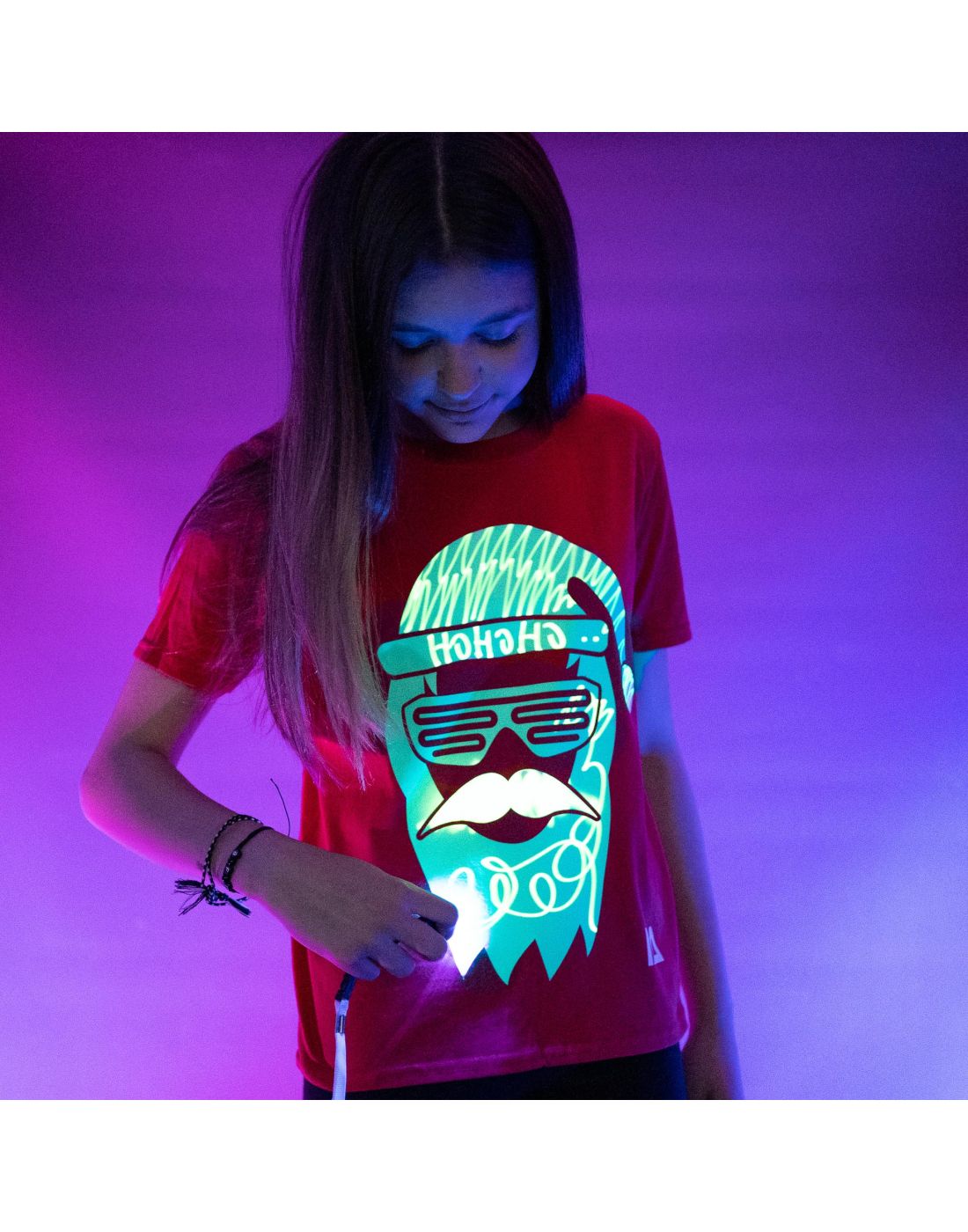 Interactive Glow In The Dark T-Shirt Cool Santa 5-6 ετών
