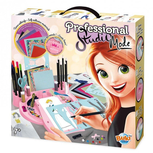 Professional studio σχεδιάστρια μόδας